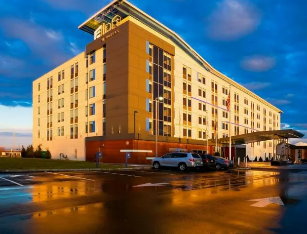 Aloft Mount Laurel hotel detail image 1