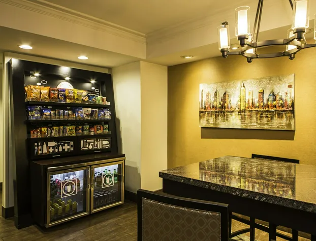 Hampton Inn By Hilton Philadelphia-International Airport hotel detail image 3