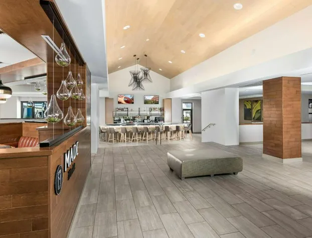 DoubleTree by Hilton Phoenix Chandler hotel detail image 3