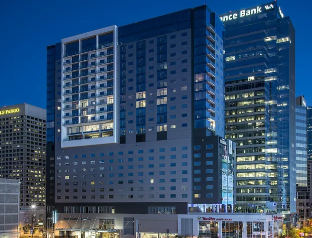 Kimpton Hotel Palomar Phoenix Cityscape by IHG hotel detail image 1