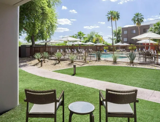 Courtyard by Marriott Scottsdale North hotel detail image 1
