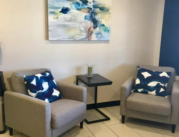 Baymont by Wyndham Phoenix I-10 near 51st Ave hotel detail image 4