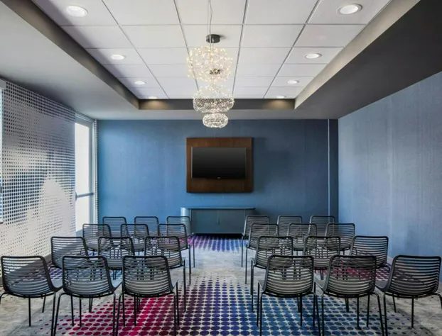 Aloft Phoenix Airport hotel detail image 4