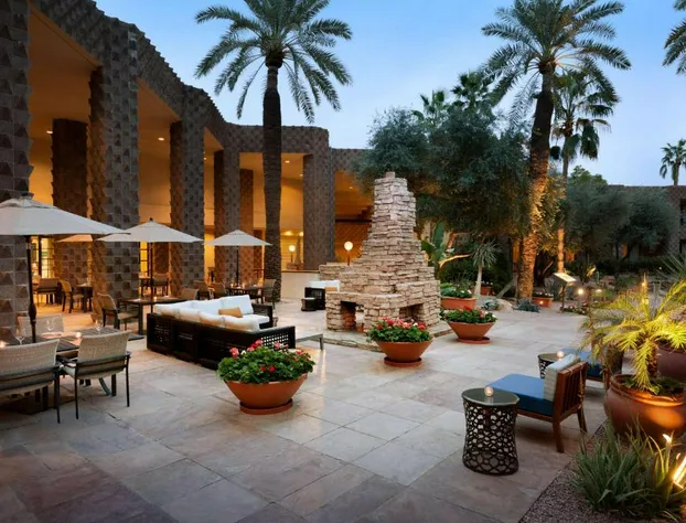 DoubleTree Resort by Hilton Paradise Valley - Scottsdale hotel detail image 2
