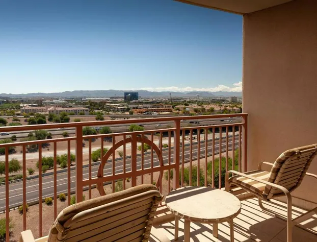 Marriott Phoenix Airport hotel detail image 2