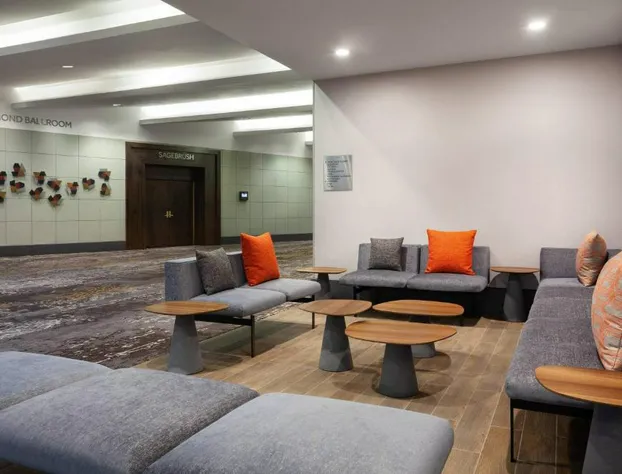 Marriott Phoenix Airport hotel detail image 3