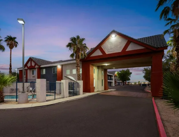 Days Inn by Wyndham Phoenix West hotel detail image 2