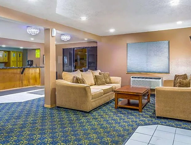 Super 8 by Wyndham - Mesa/Gilbert hotel detail image 1