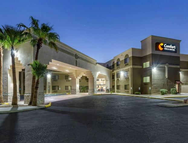 Comfort Inn & Suites Surprise Near Sun City West hotel detail image 3