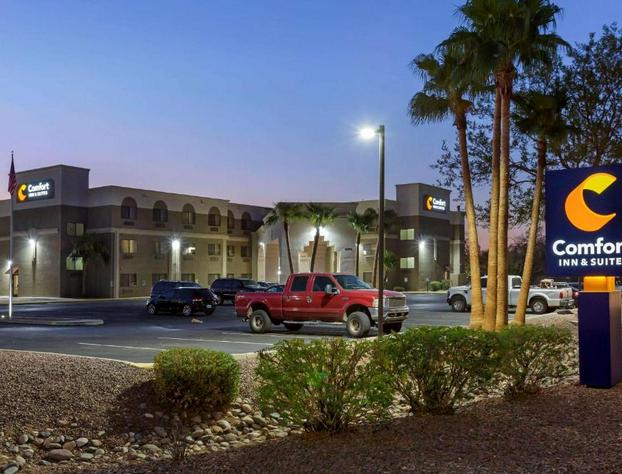 Comfort Inn & Suites Surprise Near Sun City West hotel detail image 4
