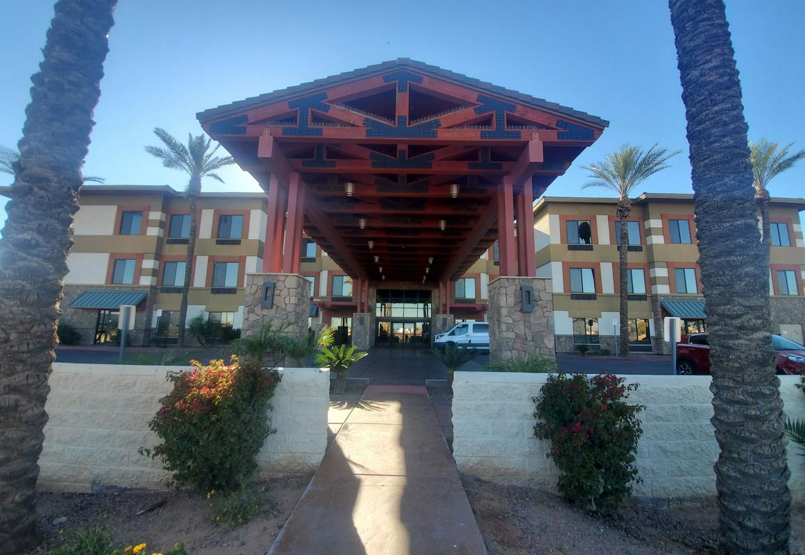 Spark by Hilton Phoenix East Mesa hotel hero