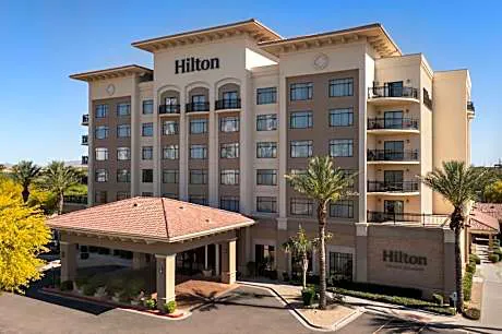Hilton Phoenix Chandler hotel hero