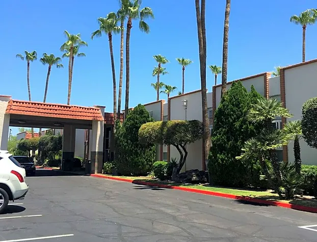 Ramada by Wyndham Tempe Near ASU hotel detail image 1