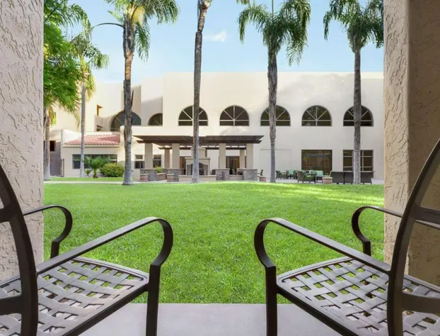 Embassy Suites by Hilton Phoenix Tempe hotel detail image 1