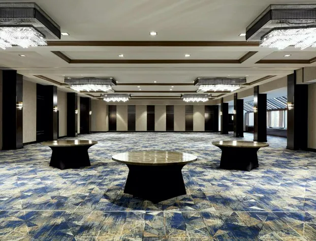 Sheraton Montreal Airport Hotel hotel detail image 1