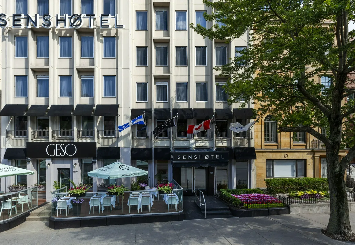 SENS Hotel hotel hero