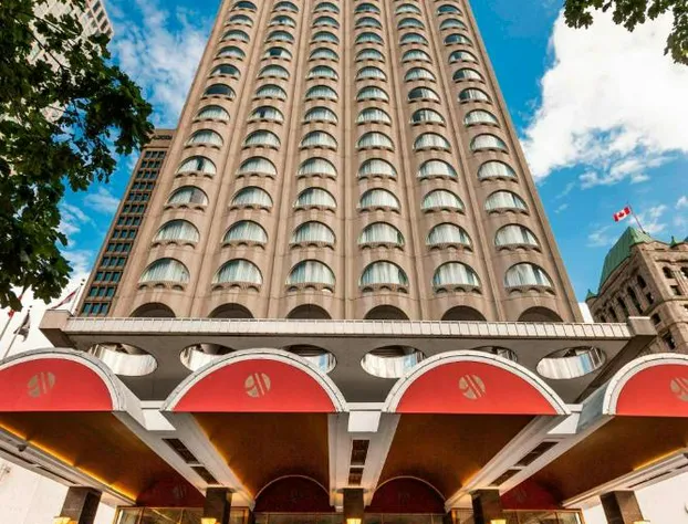Montreal Marriott Chateau Champlain hotel detail image 3