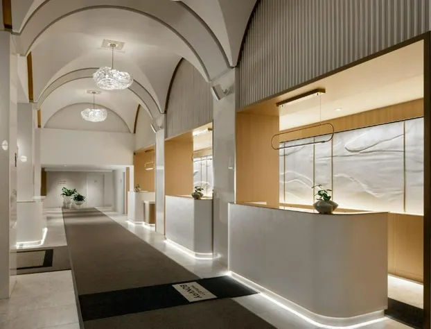 Montreal Marriott Chateau Champlain hotel detail image 4