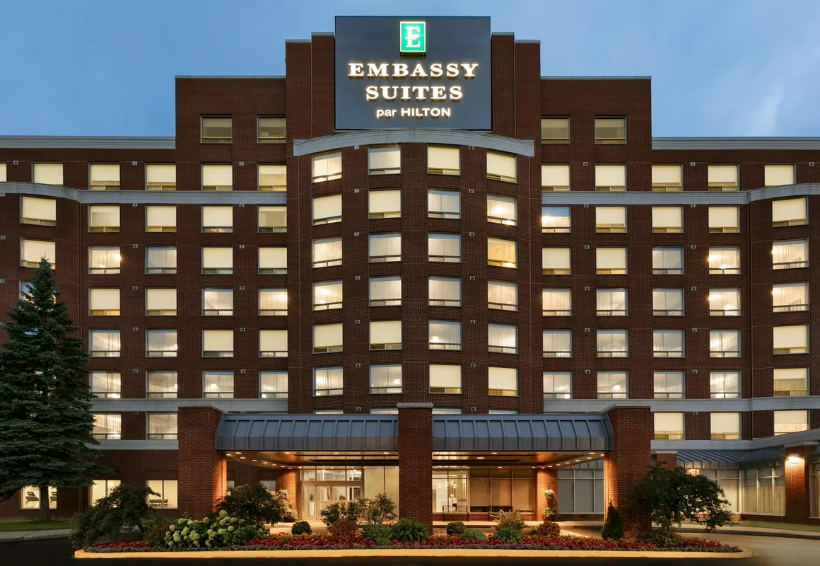 Embassy Suites by Hilton Montreal Airport hotel hero