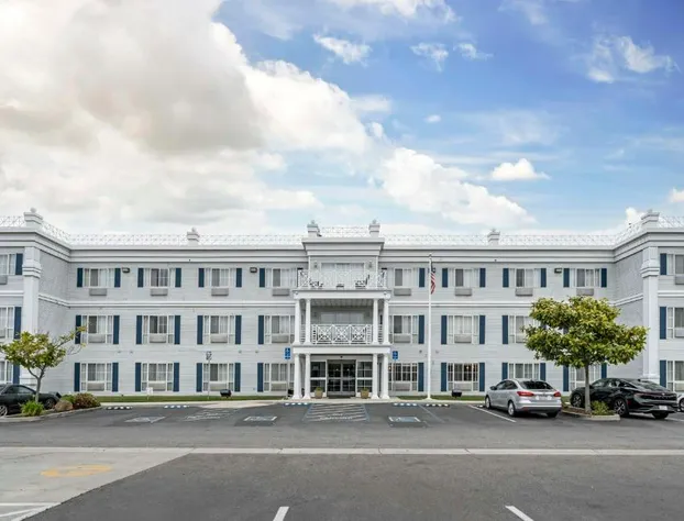 Best Western Salinas Monterey Hotel hotel detail image 1