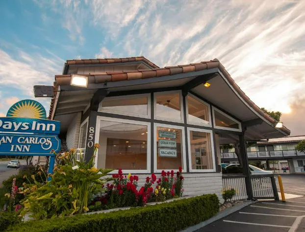 Days Inn by Wyndham Monterey Downtown hotel detail image 1