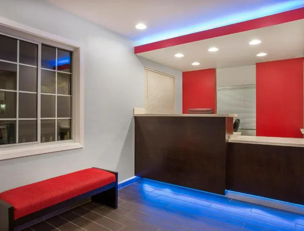 Ramada by Wyndham Monterey hotel detail image 1