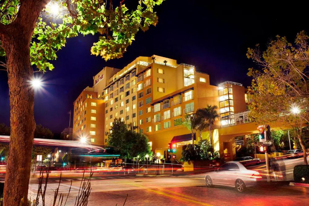 Monterey Marriott hotel hero