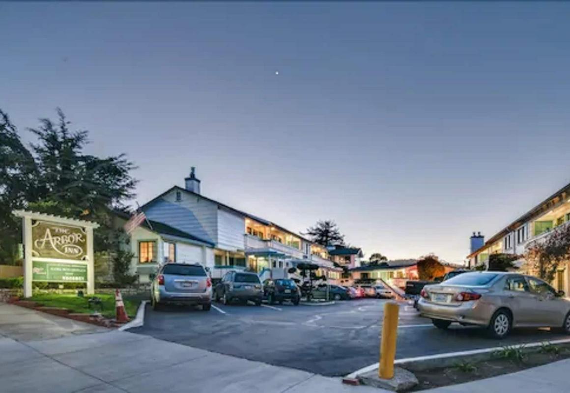 Arbor Inn Monterey hotel hero