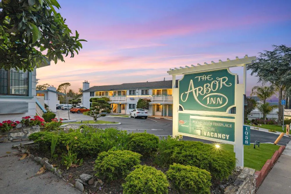 Arbor Inn Monterey hotel hero