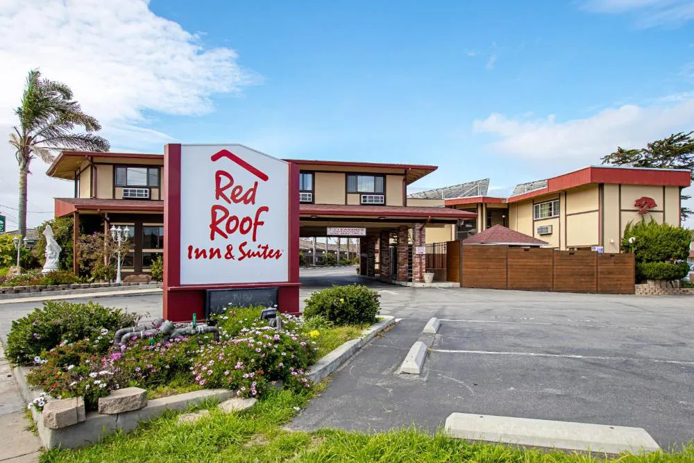 Red Roof Inn & Suites Monterey hotel hero