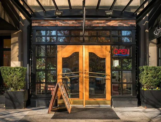 The Sutton Place Hotel Vancouver hotel detail image 3