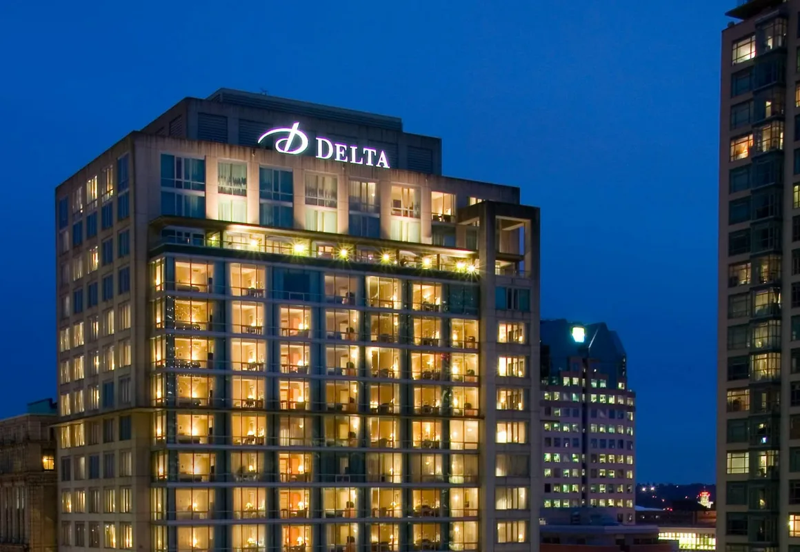 Delta Hotels by Marriott Vancouver Downtown Suites hotel hero