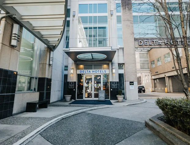Delta Hotels by Marriott Vancouver Downtown Suites hotel detail image 4