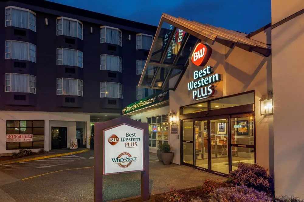 Best Western Plus Vancouver Airport Hotel hotel hero
