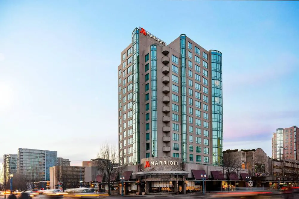 Vancouver Airport Marriott hotel hero