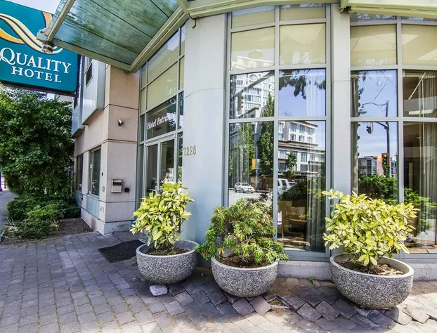 Quality Hotel Airport South hotel detail image 2