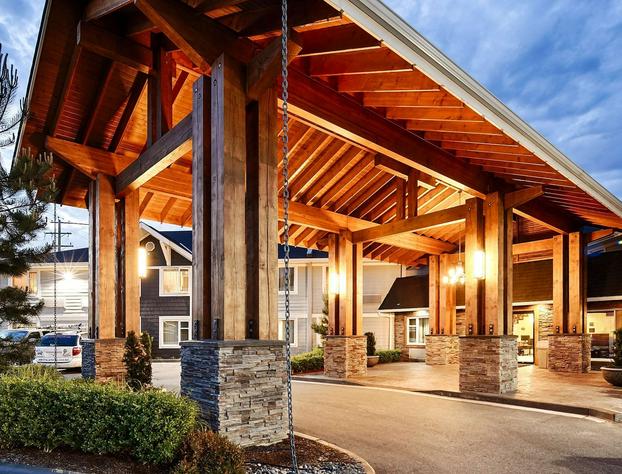 Best Western Plus Country Meadows Inn hotel detail image 3