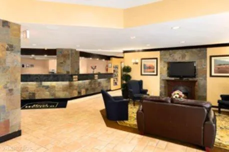 Best Western Plus Country Meadows Inn hotel detail image 2