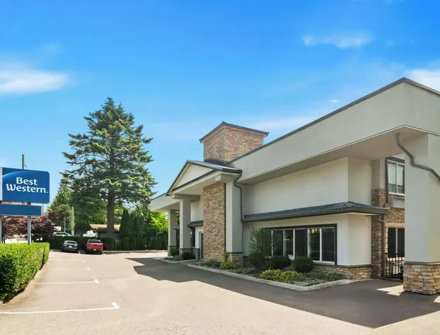 Best Western Maple Ridge Hotel hotel detail image 1