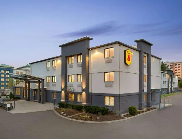 Luxe Studios hotel detail image 2