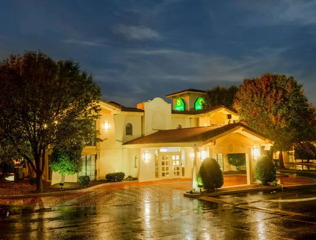 La Quinta Inn by Wyndham Nashville South hotel detail image 4