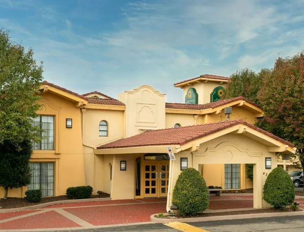 La Quinta Inn by Wyndham Nashville South hotel detail image 4