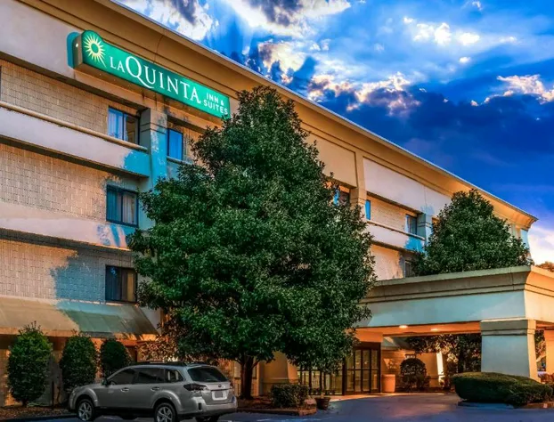 La Quinta Inn & Suites by Wyndham Nashville Franklin hotel detail image 1