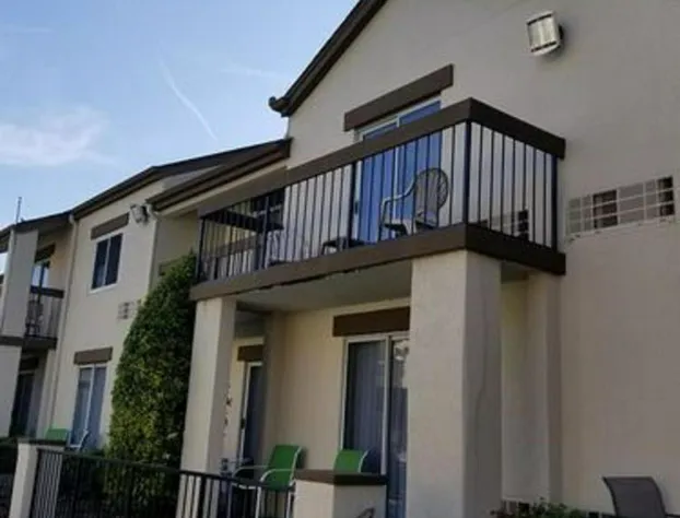 Club - Hotel Nashville Inn & Suites hotel detail image 4