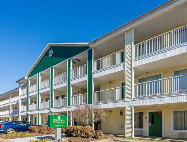 HomeTowne Studios Nashville - Airport/Briley Pkwy hotel detail image 2