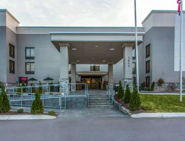 Quality Suites Nashville Airport hotel detail image 1