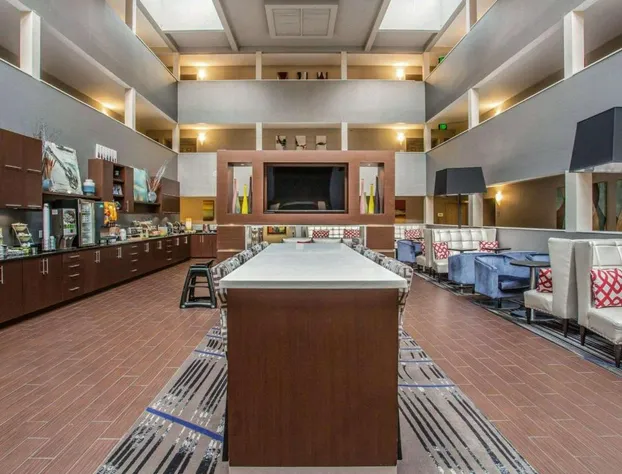 Quality Suites Nashville Airport hotel detail image 3