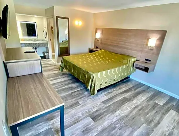 Brentwood Inn & Suites hotel detail image 1