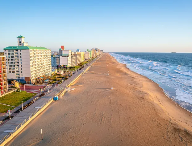 Holiday Inn Express Hotel & Suites VA Beach Oceanfront by IHG hotel detail image 4