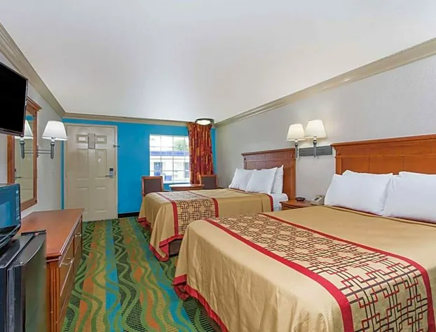 Days Inn by Wyndham Virginia Beach Town Center hotel detail image 3